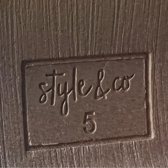 Style & Co Womens Dakotaa Slip-On Tan Suede Clogs 5M Buckle Cozy Winter Casual - Picture 11 of 16